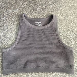 Garage seamless top